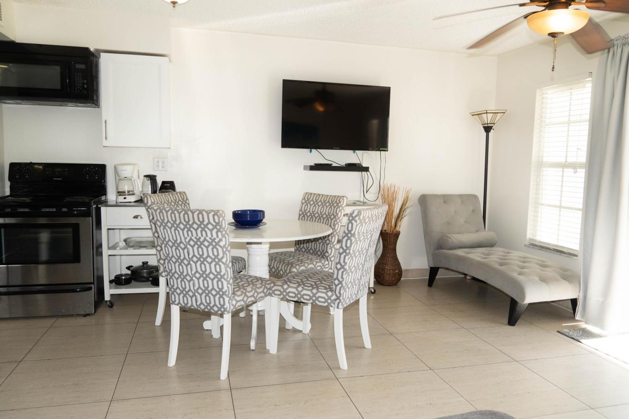 Island Club Turks & Grace Bay Place Exteriör bild